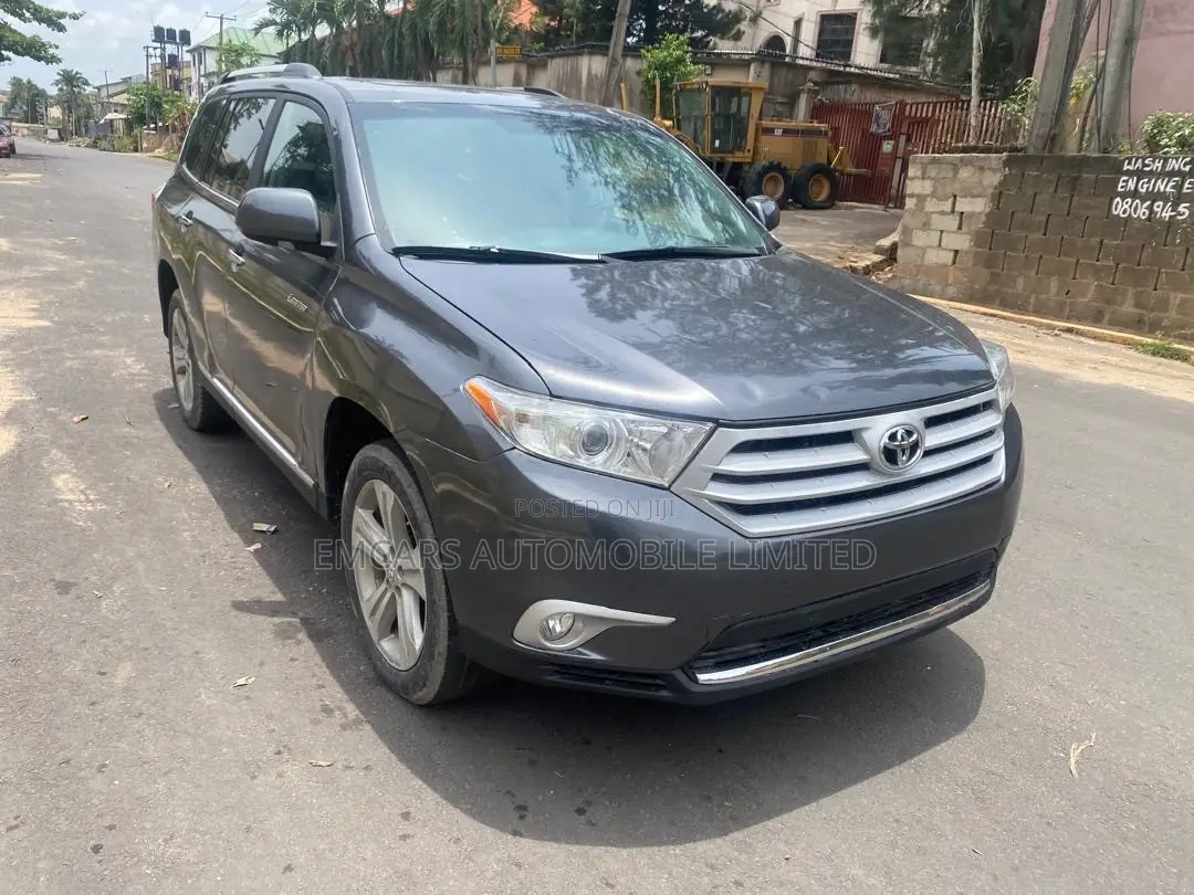 Toyota Highlander Limited 2012