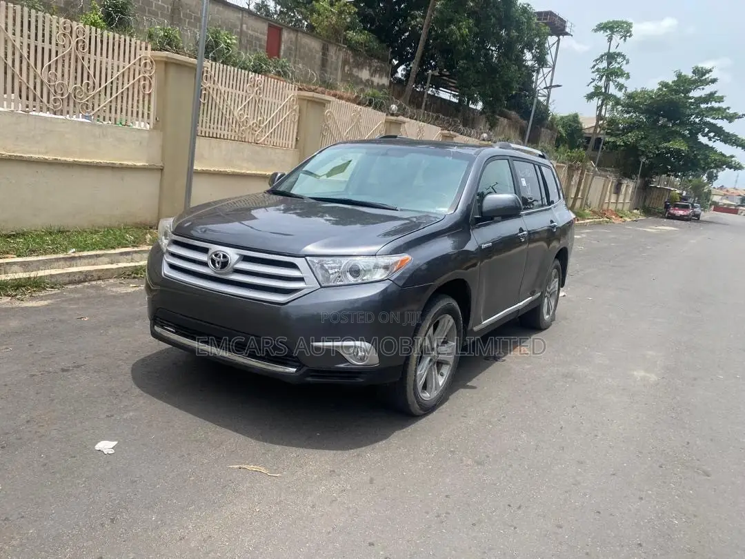 Toyota Highlander Limited 2012
