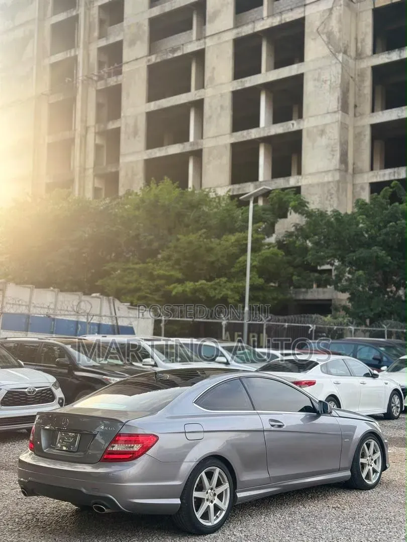 Mercedes-Benz C300 2013 Gray