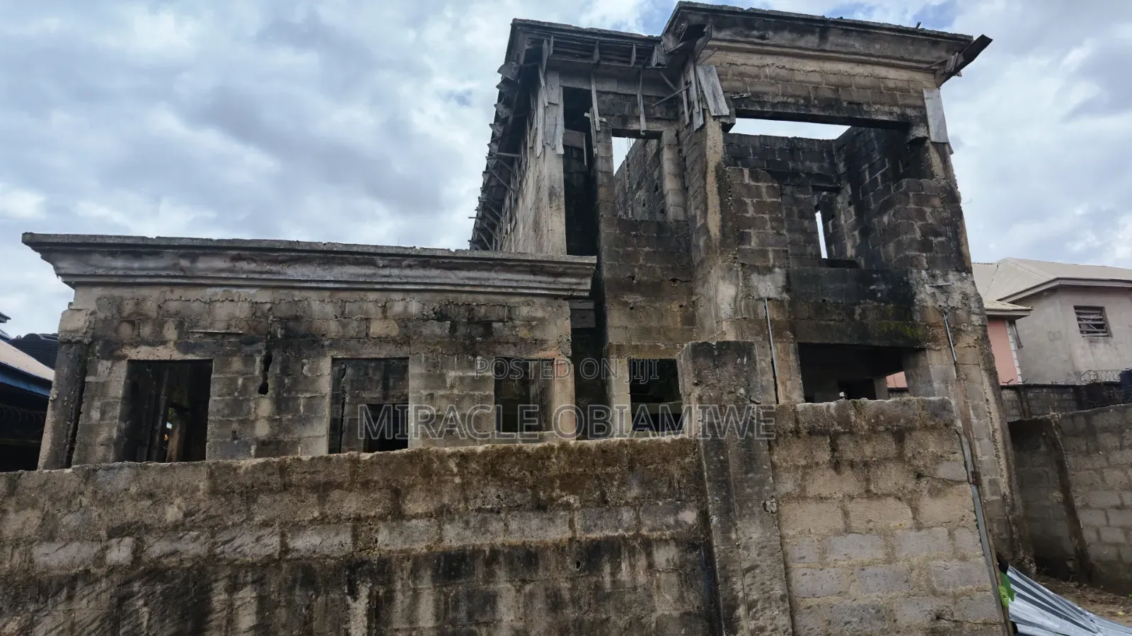 3bdrm Duplex in Umuahia for Sale