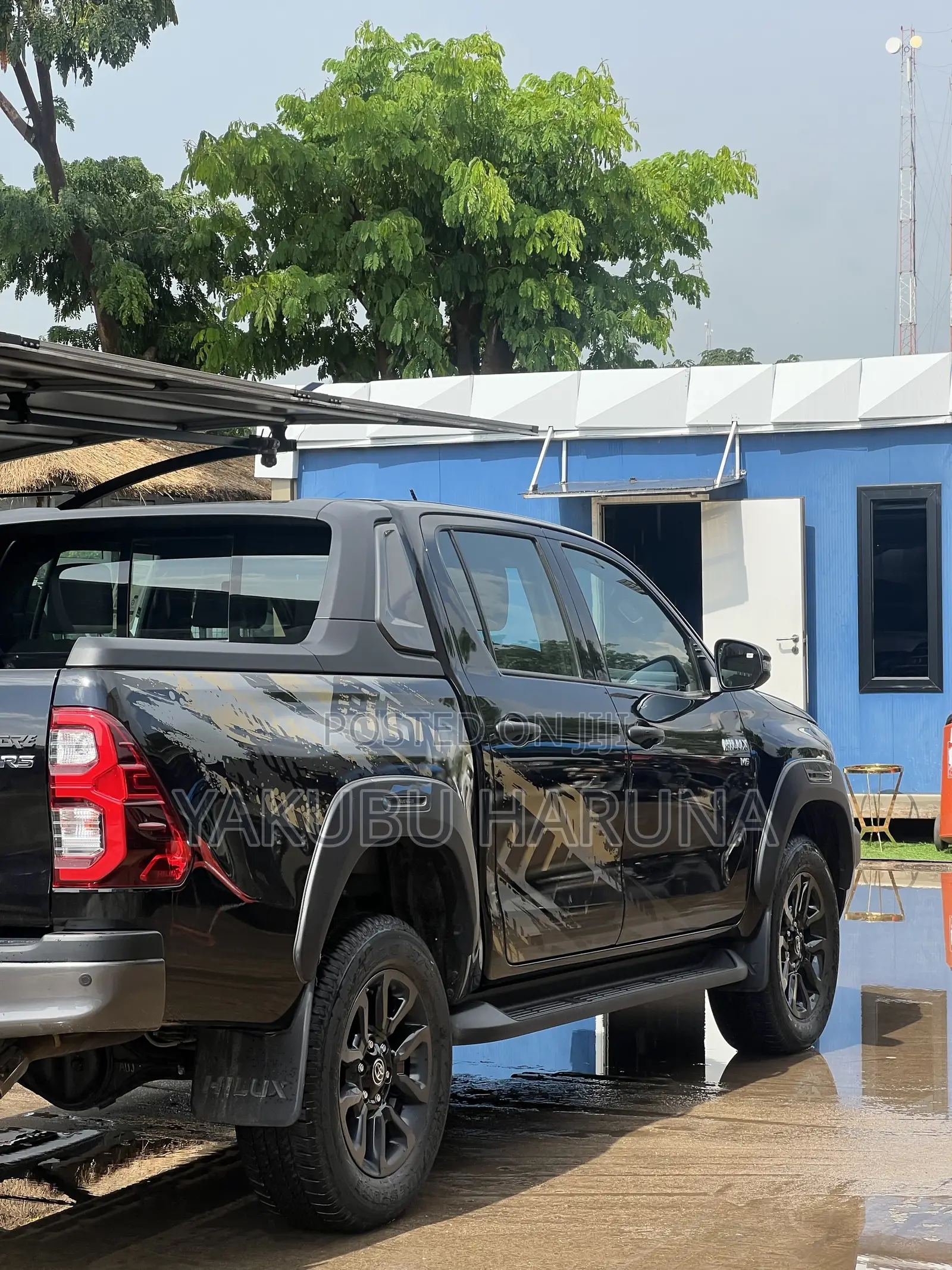 New Toyota Hilux Black Edition 2026 Black