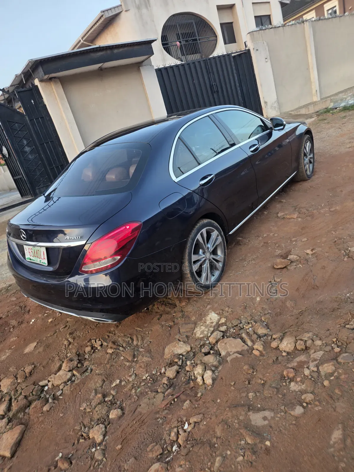 Mercedes-Benz C300 2015 Blue