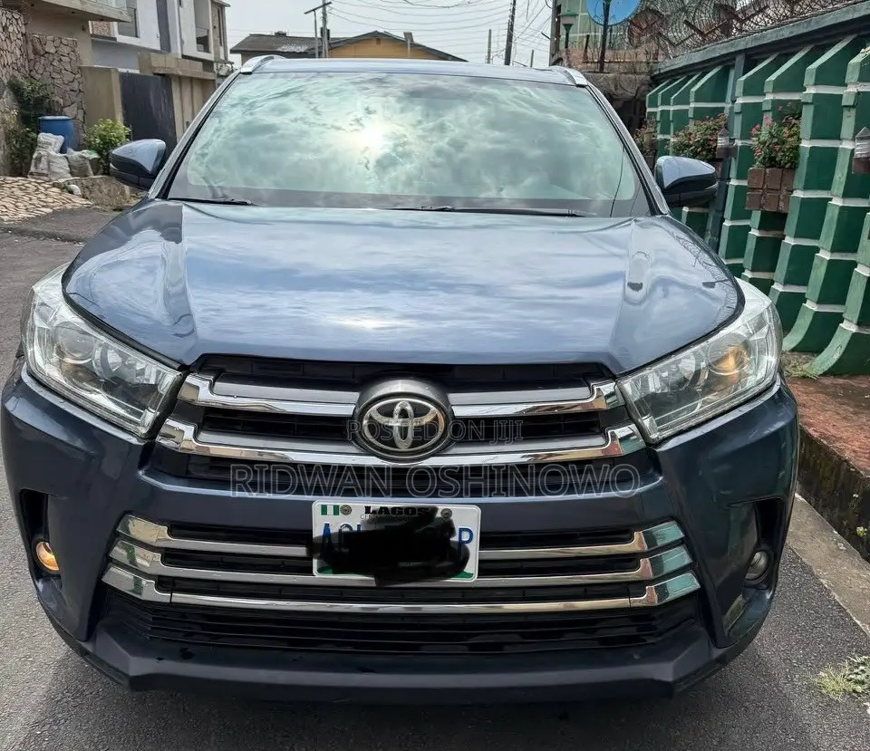 Toyota Highlander XLE 4dr SUV (3.5L 6cyl 6A) 2015 Blue