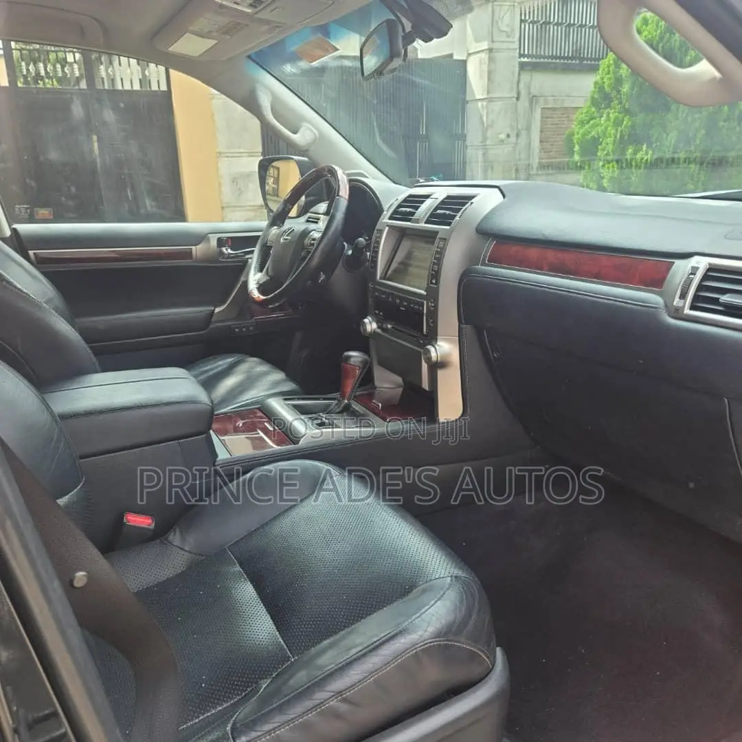 Lexus GX 2011 Black