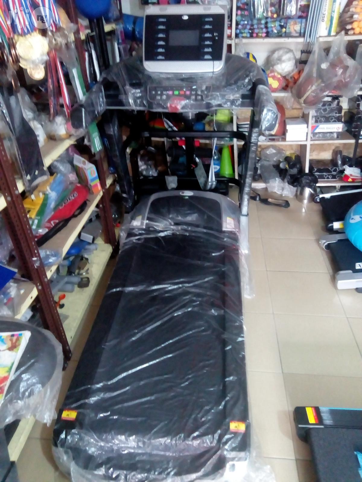 Bodyfit 4hp Treadmill With Massage and Inclination (PH)