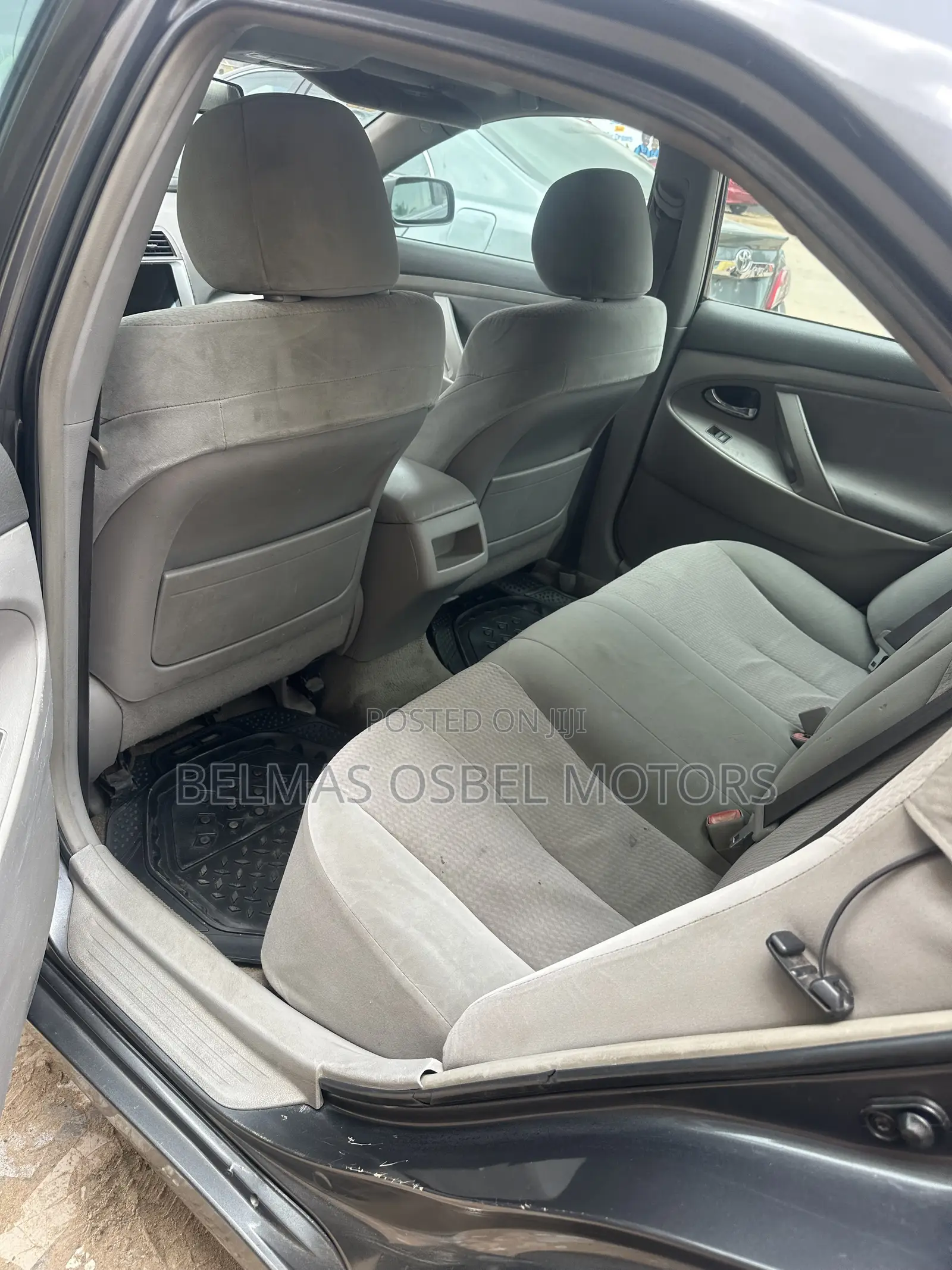 Toyota Camry 2010 Gray