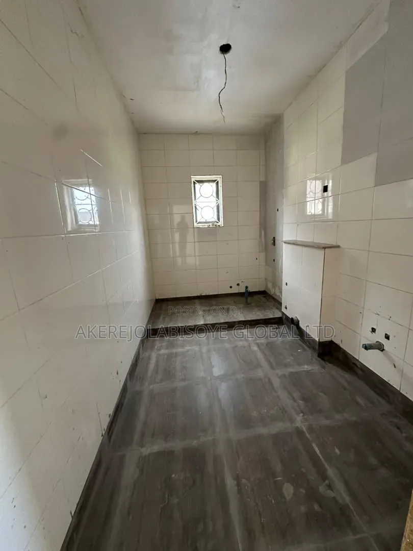 4bdrm Duplex in Jahi for sale