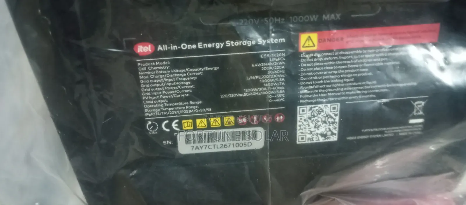 Itel Power Tank Solar Generator 1000w / 2kwh Lithium Battery