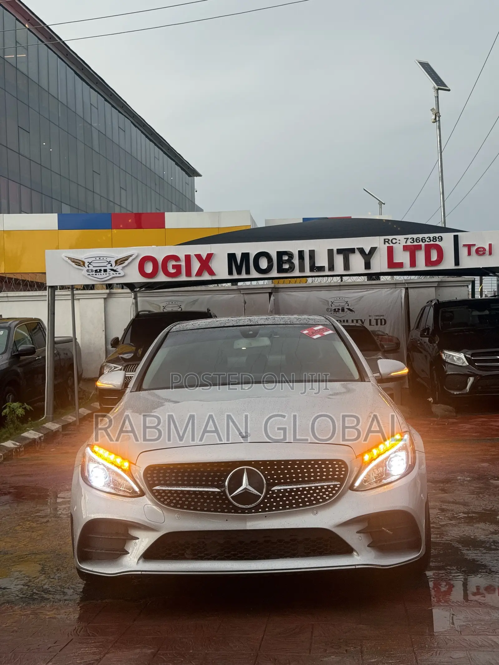 Mercedes-Benz C300 Sport 4dr AWD 4Matic Sedan (2.0L 4cyl 7A) 2015