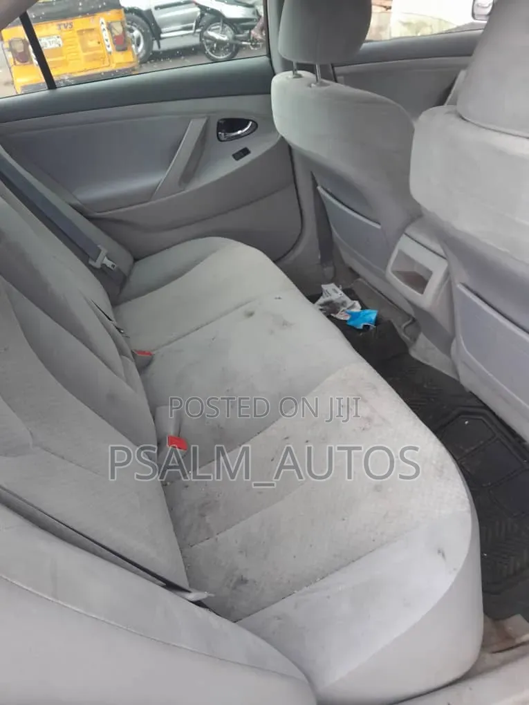 Toyota Camry LE 4dr Sedan (2.4L 4cyl 5A) 2007 Silver