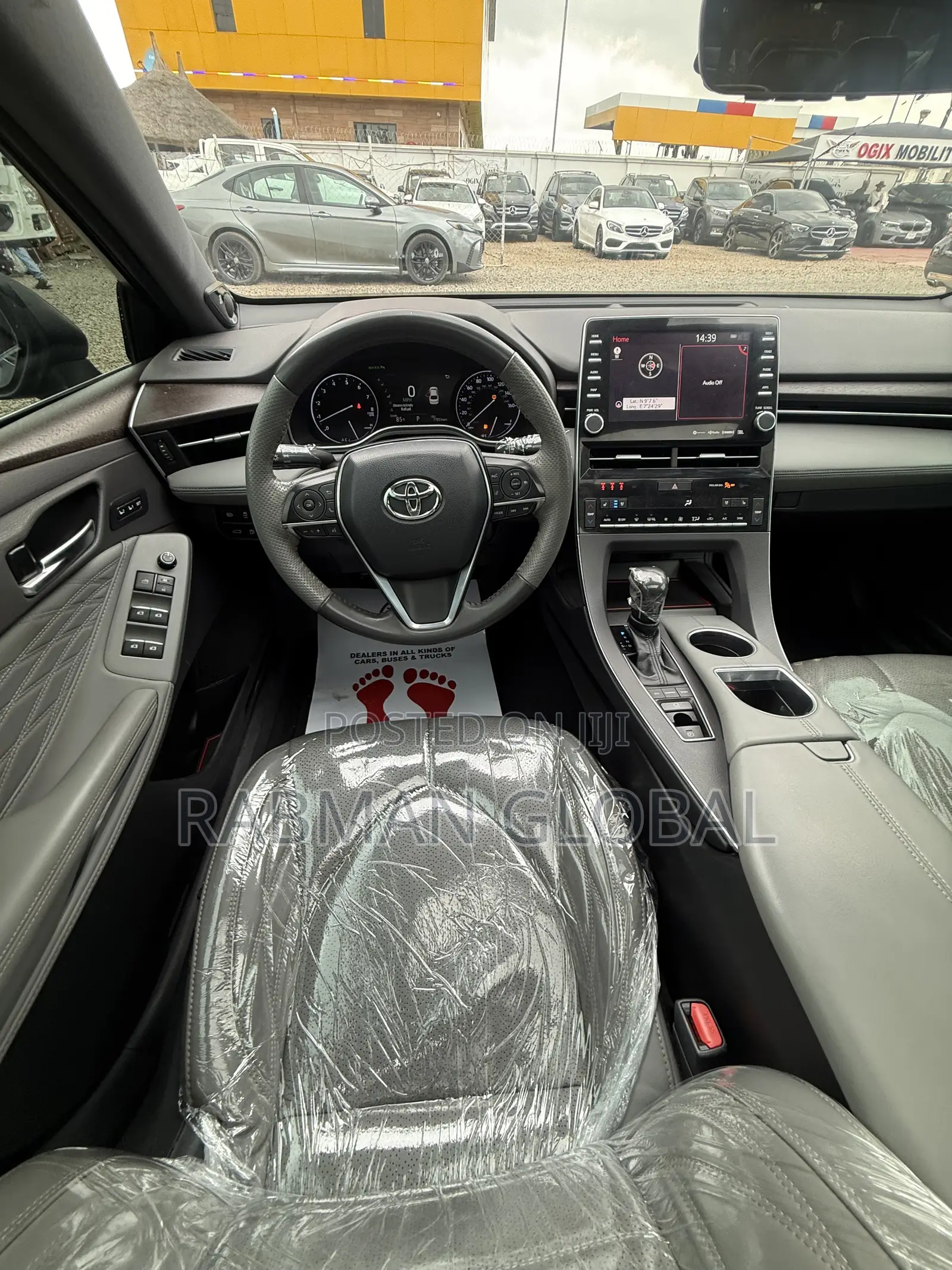 Toyota Avalon Limited FWD Sedan (3.5L V6 8A) 2019 Gray
