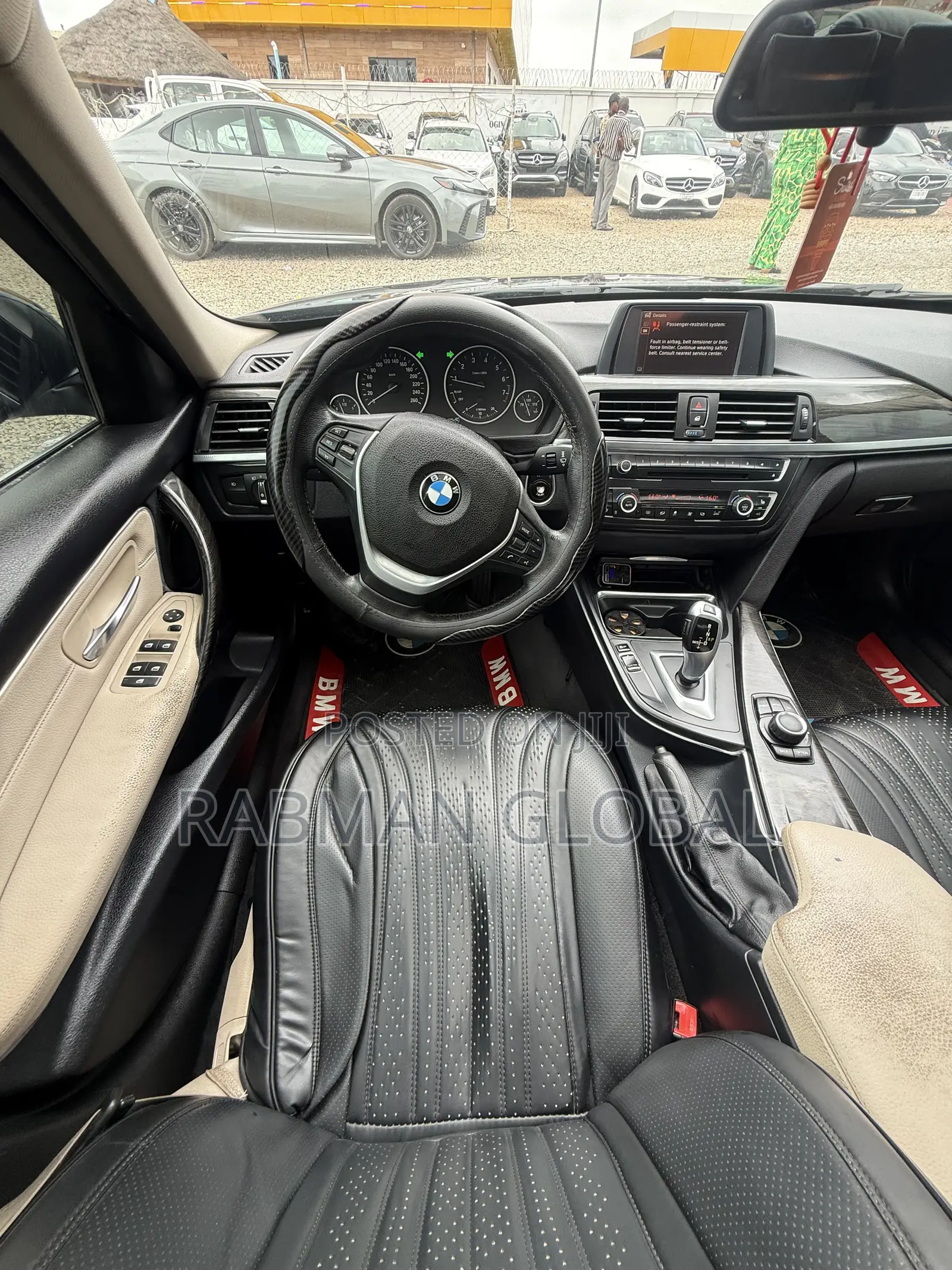 BMW 320i Sedan RWD 2014 Blue