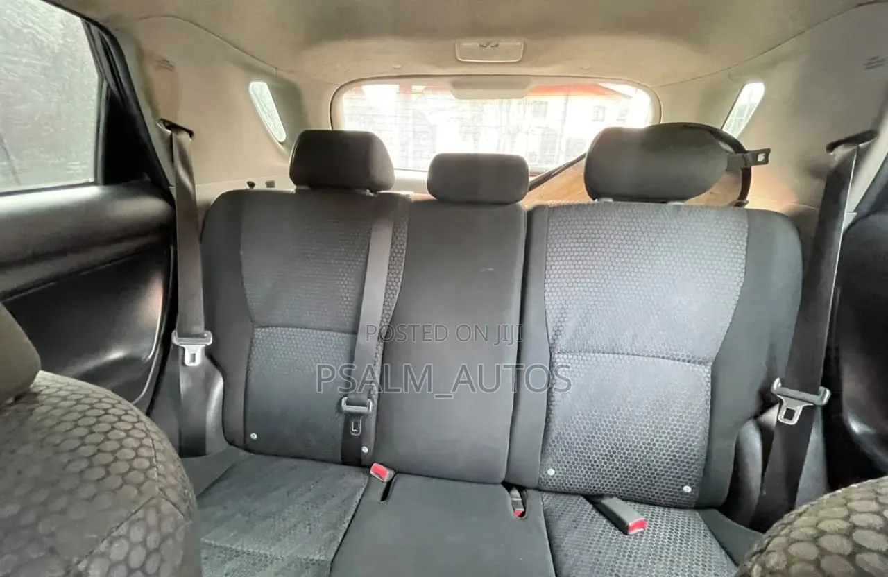 Toyota Matrix 2010 Gray