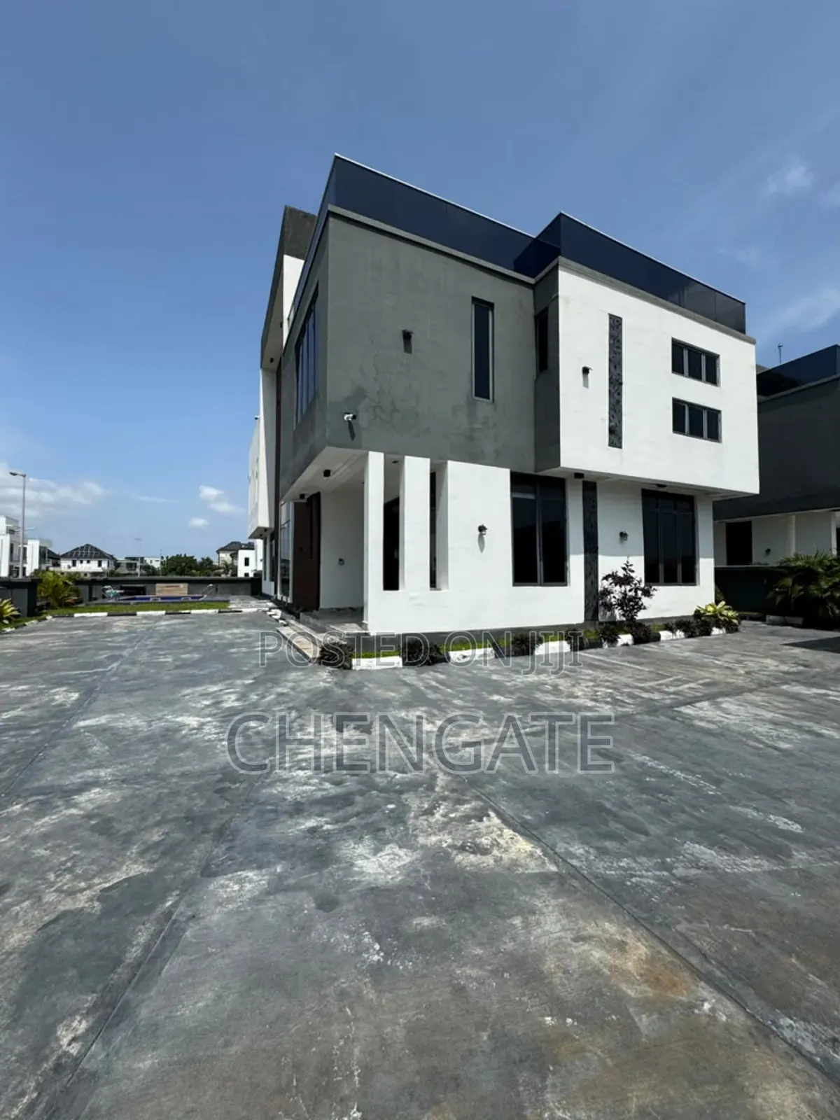 Furnished 5bdrm Duplex in Ajah for sale