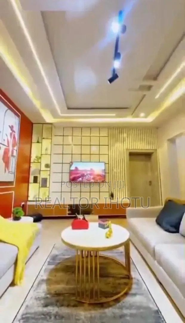 4bdrm Duplex in Dape for sale