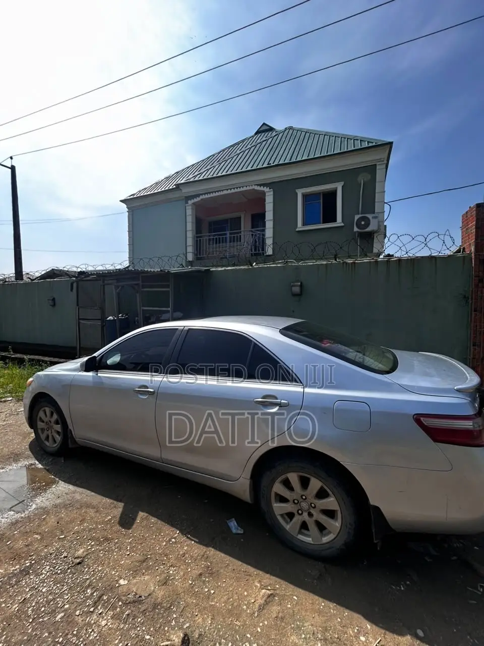 Toyota Camry XLE 2022 Silver