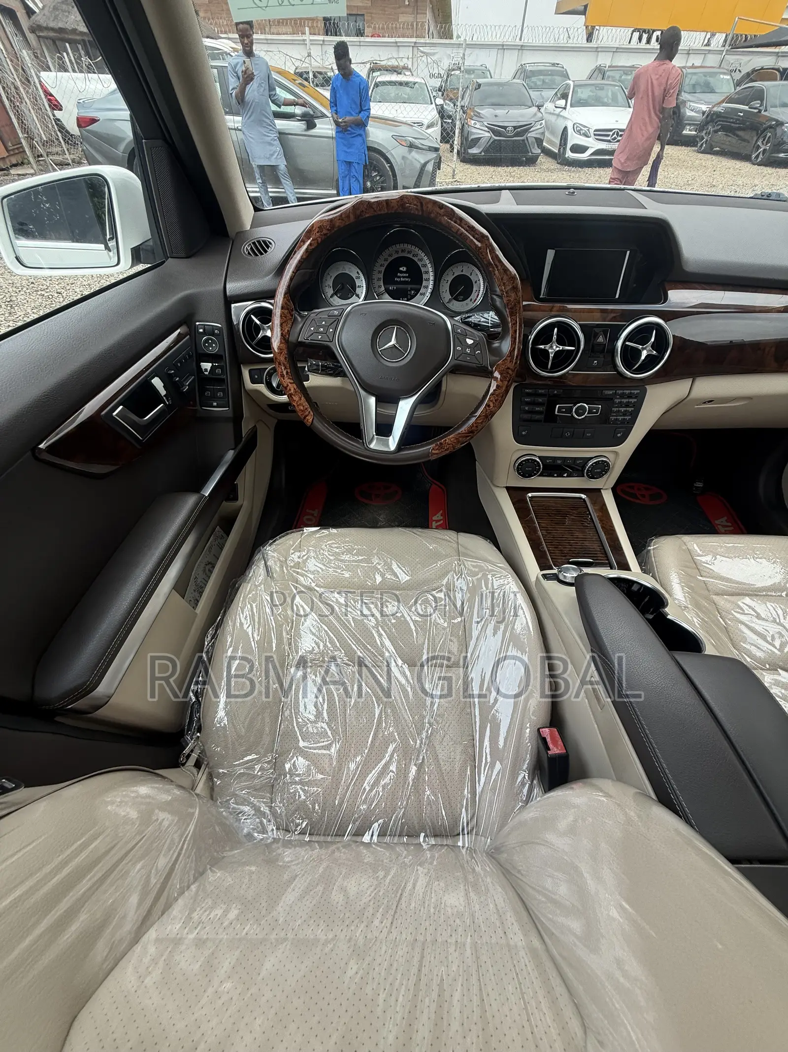 Mercedes-Benz GLK-Class 350 SUV 2013 White