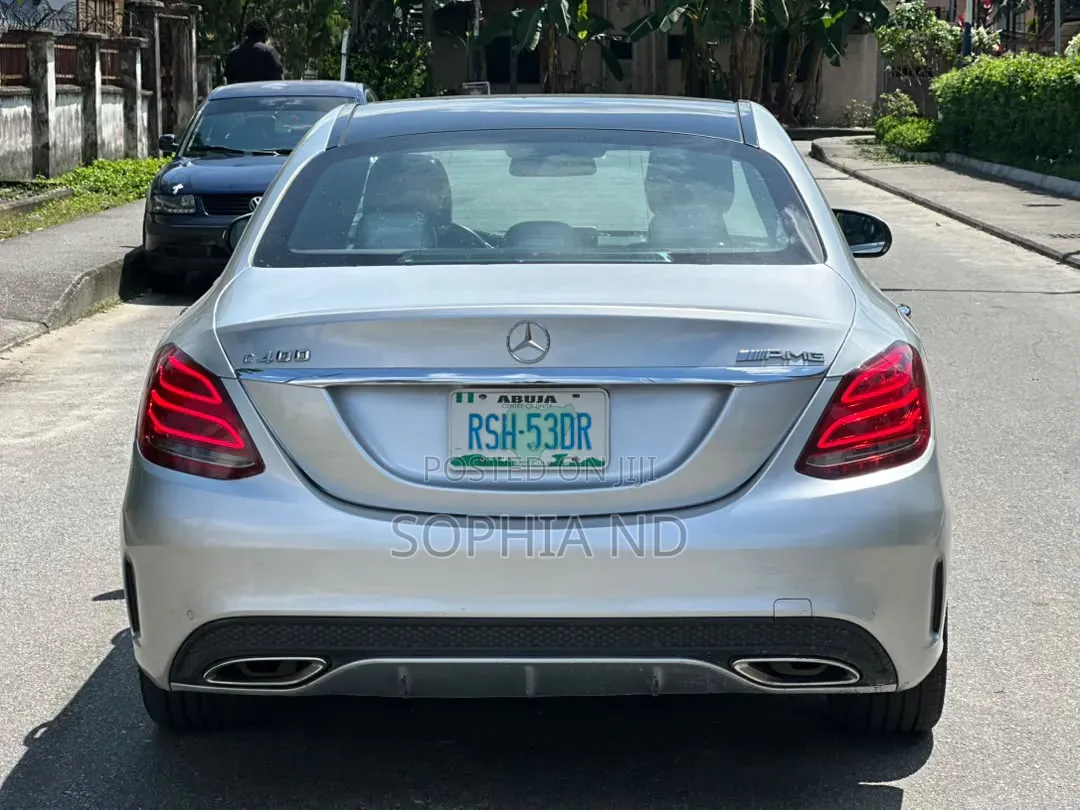 Mercedes-Benz C400 2017 Silver