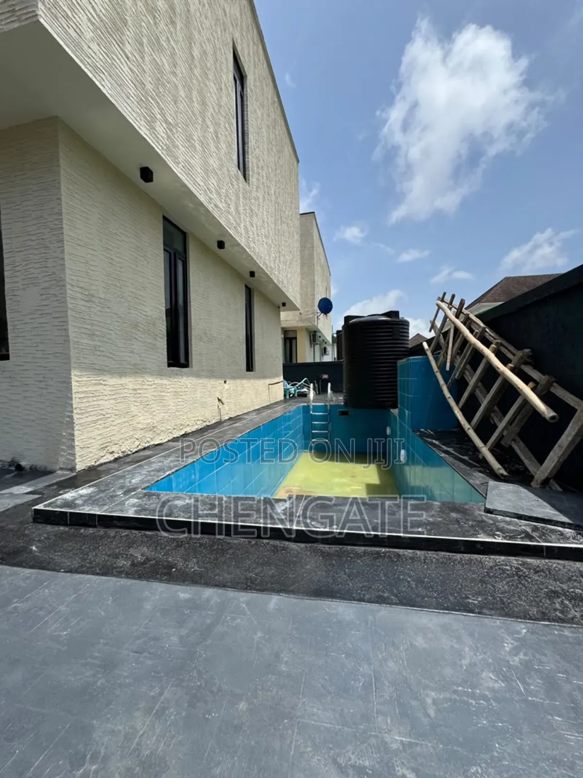 5bdrm Duplex in Ajah for sale
