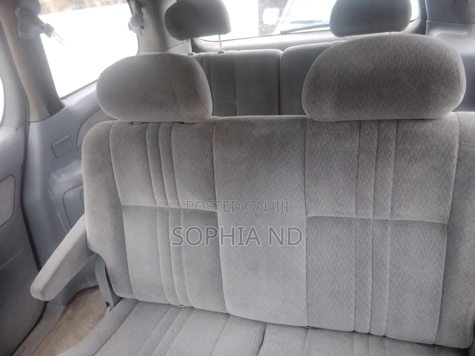 Toyota Sienna 2005 Gold