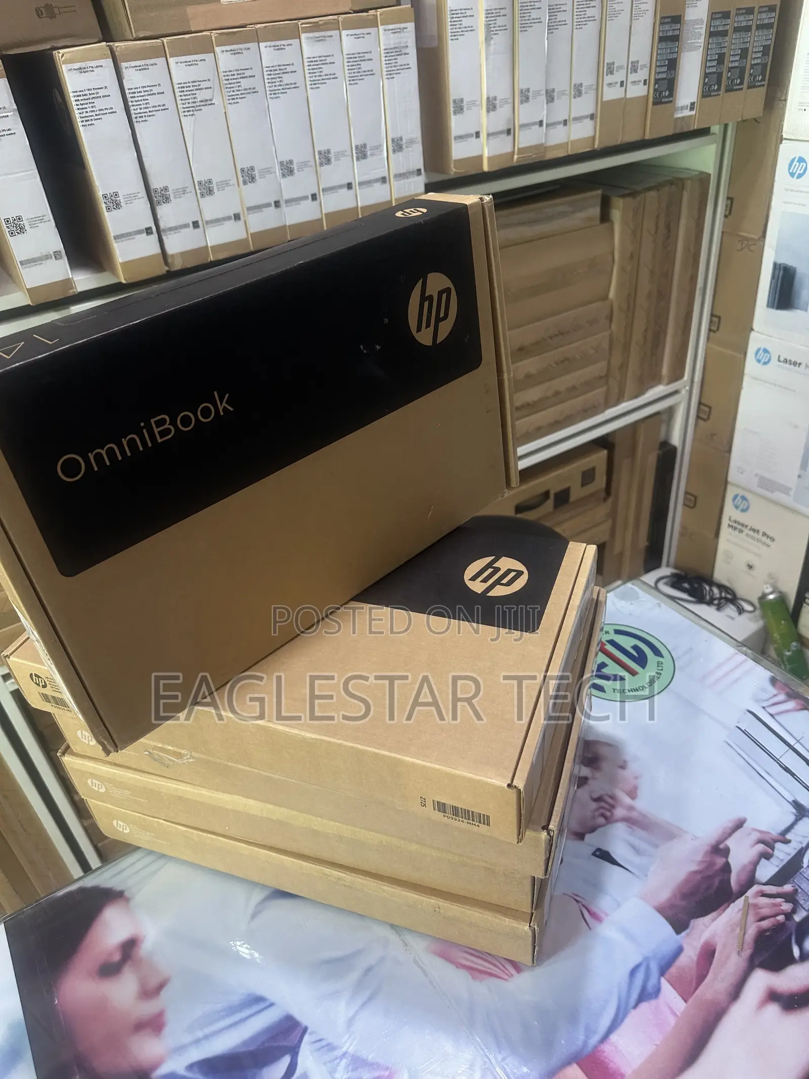 New Laptop HP OmniBook 5 Flip 8GB Intel Core 5 SSD 512GB