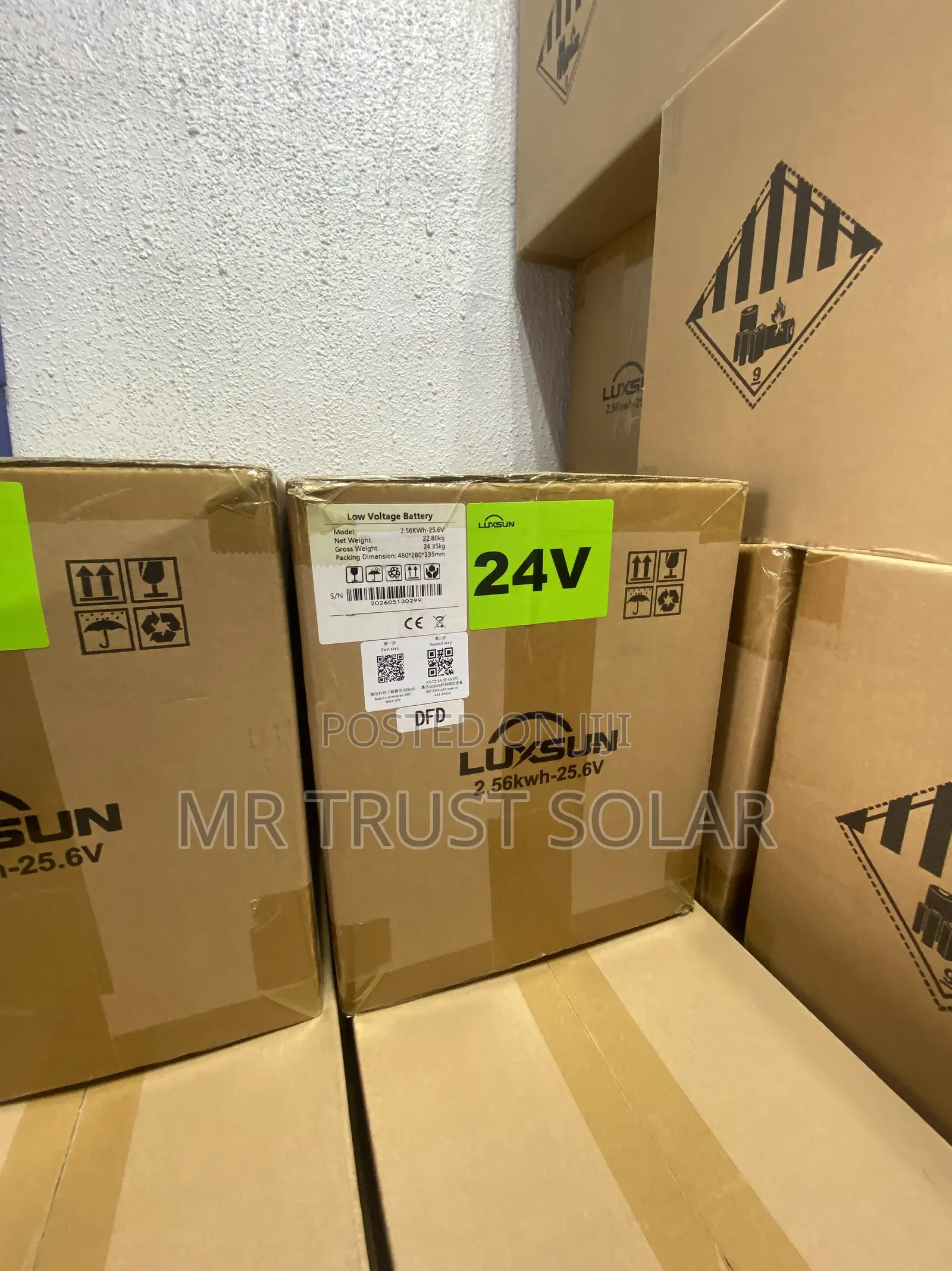 2.56KWh-25.6v Luxsun Battery