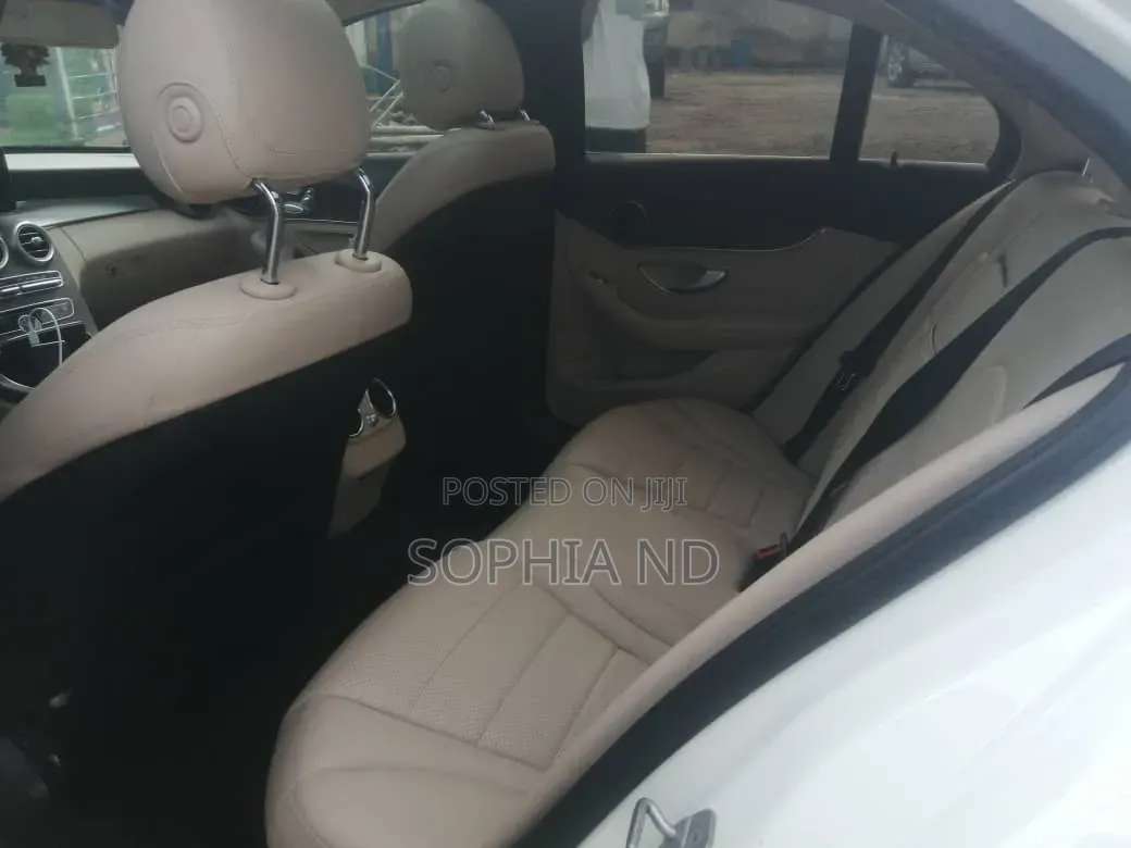 Mercedes-Benz C300 2016 White