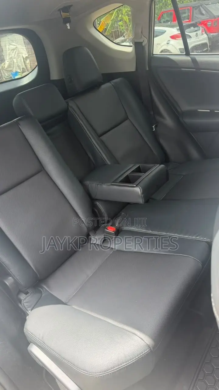 Toyota RAV4 2018 Gray