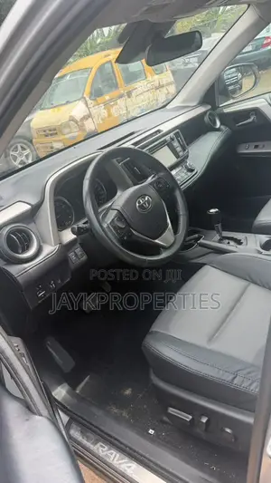 Toyota RAV4 2018 Gray