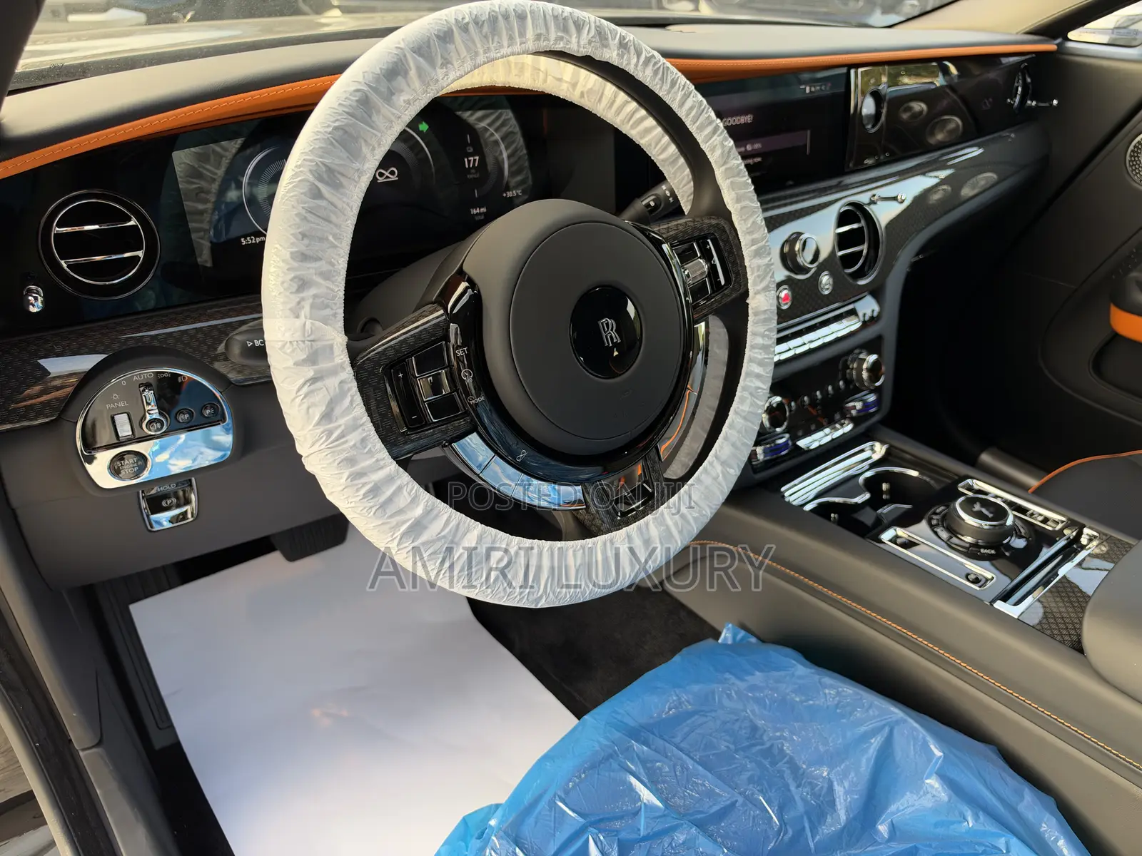 New Rolls-Royce Spectre 2026 Black