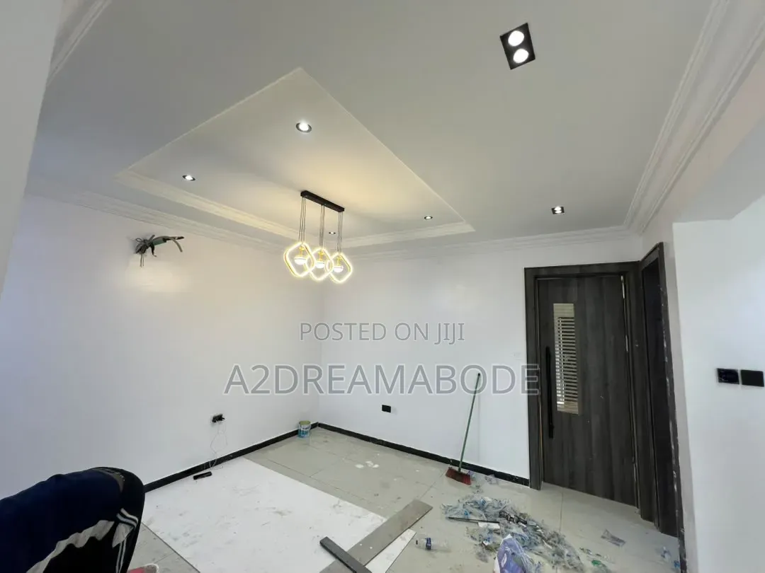 4bdrm Duplex in Ikeja Gra for rent