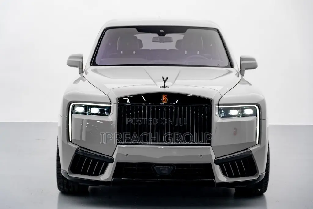 New Rolls-Royce Cullinan Base 2026 Gray