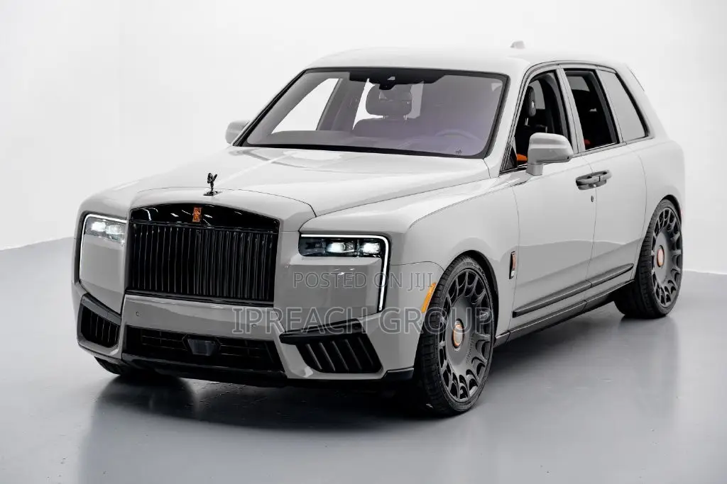 New Rolls-Royce Cullinan Base 2026 Gray