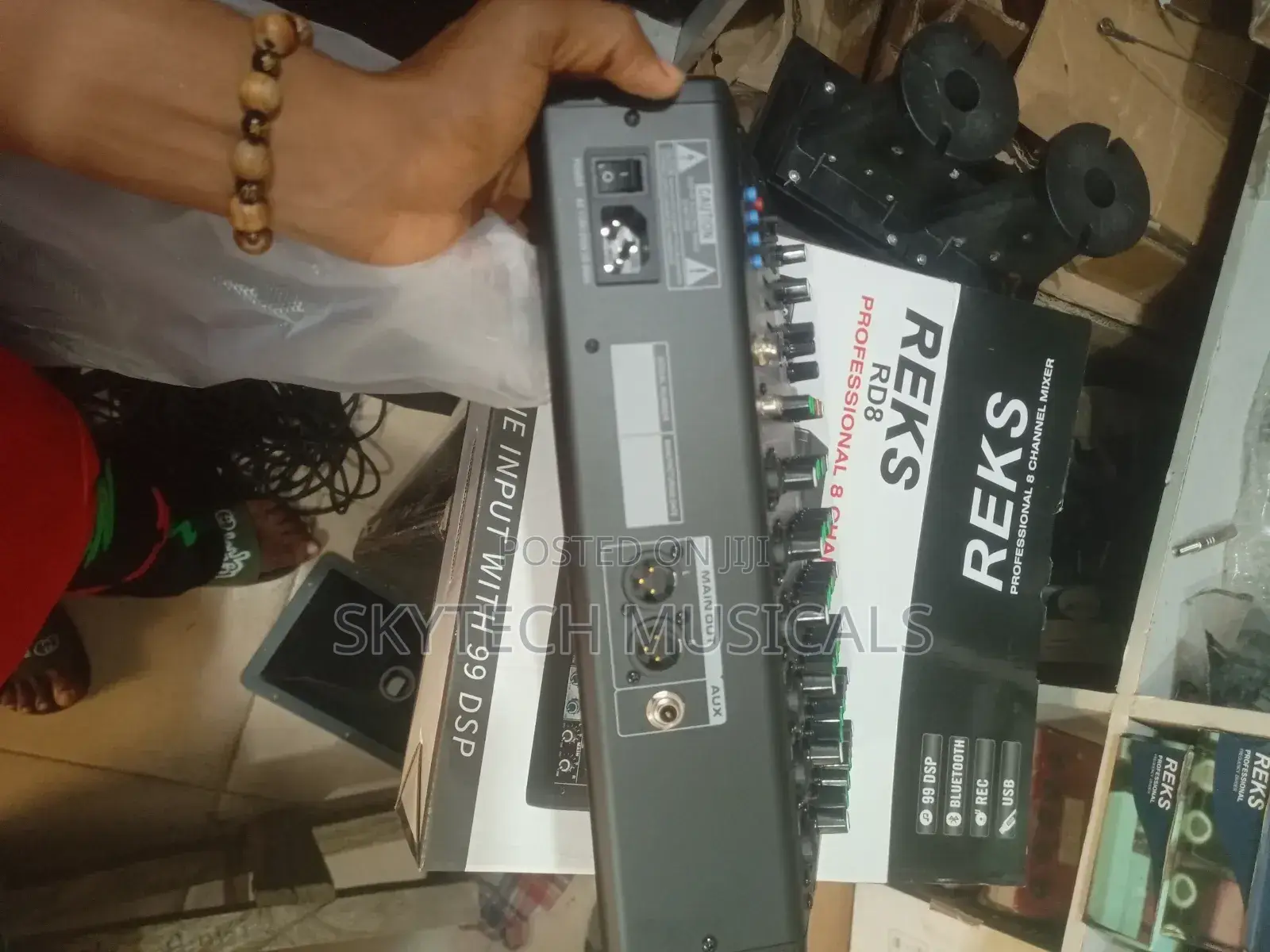 Reks RD8 Mixer