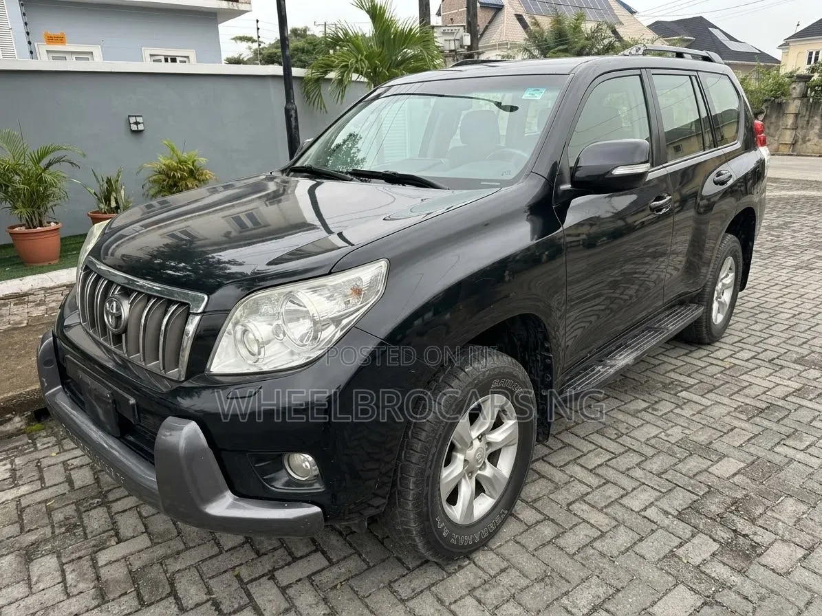 Toyota Land Cruiser Prado 2.7 i 2012 Black