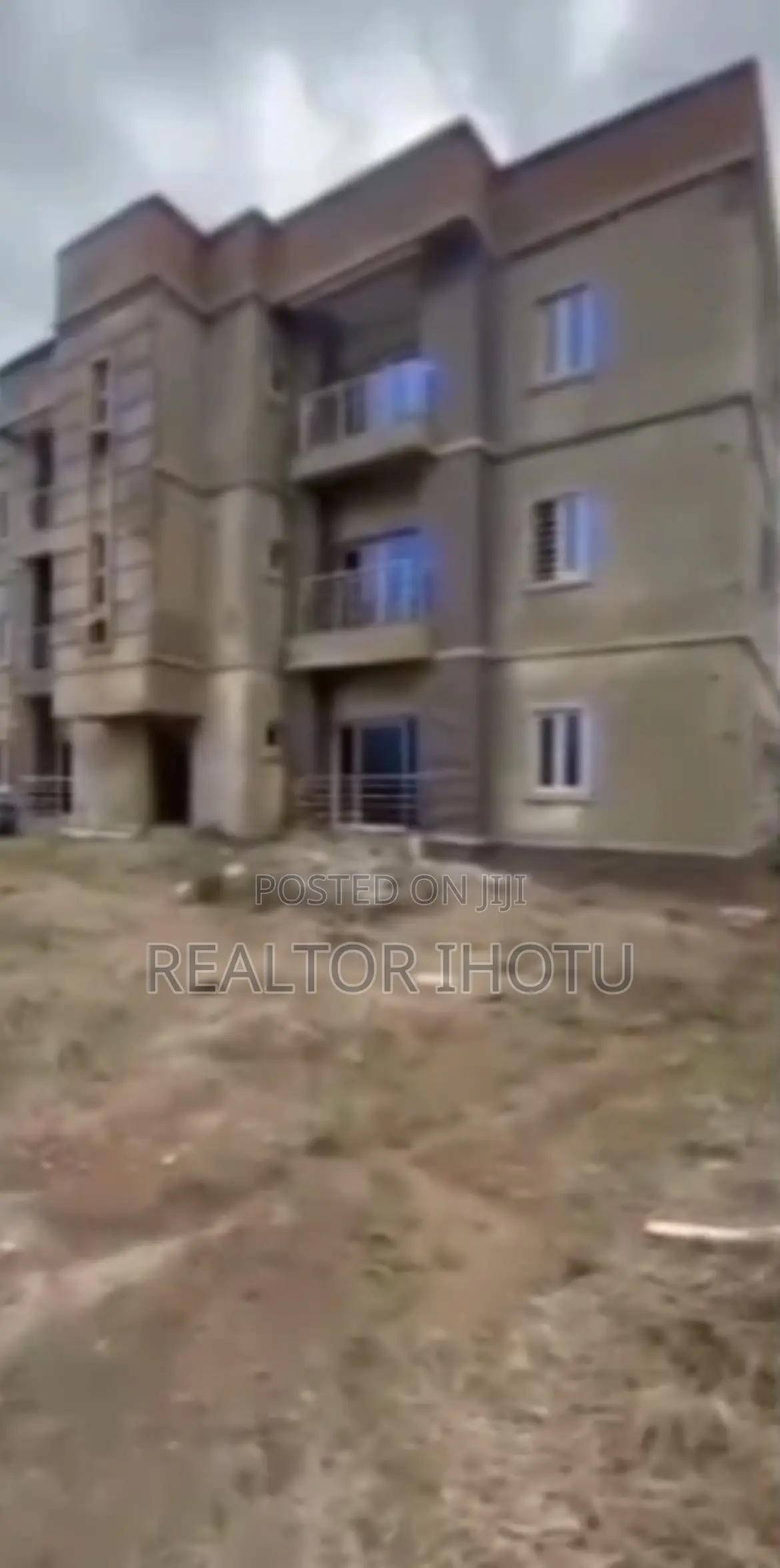 2bdrm Block of Flats in Zone B for sale