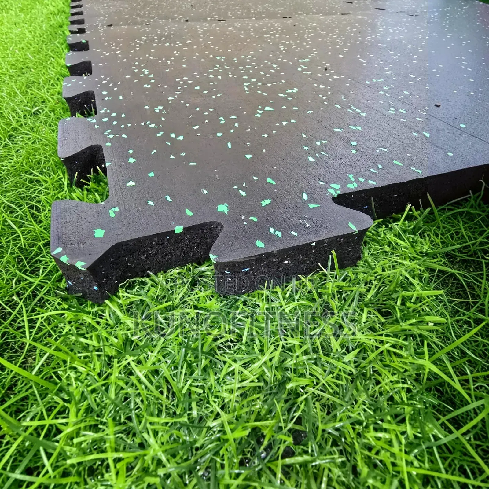 20mm Interlocking Rubber Gym Flooring Tiles ( 4 Pieces Square Meter )