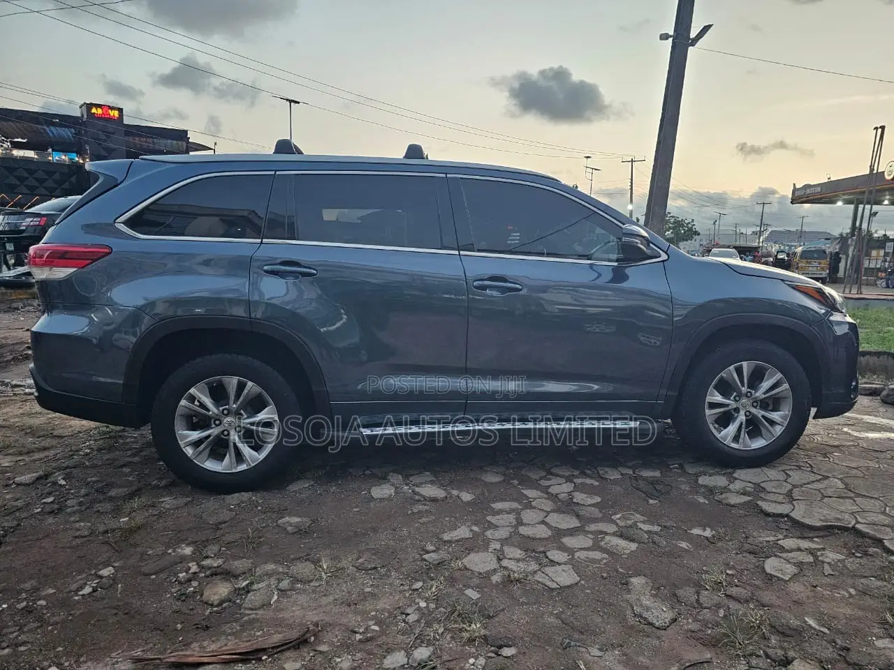 Toyota Highlander LE Plus 4dr SUV AWD (3.5L 6cyl 6A) 2015 Blue
