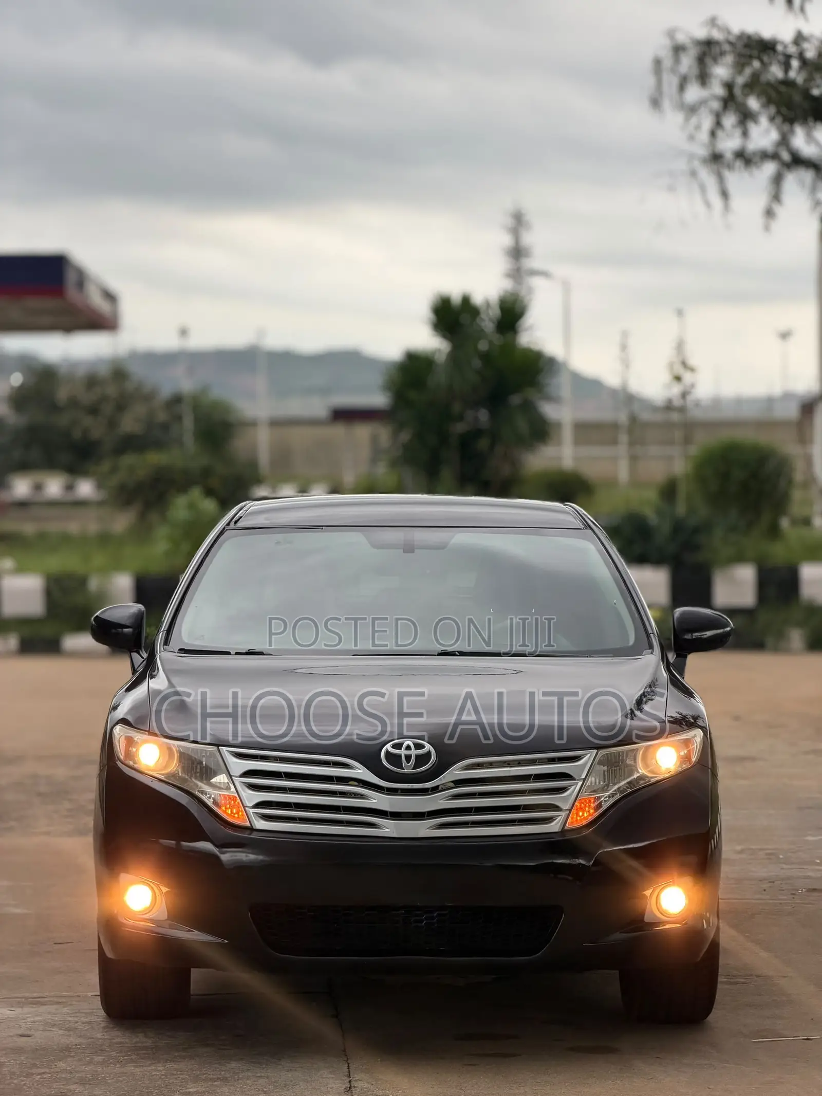 Toyota Venza LE 2011 Black
