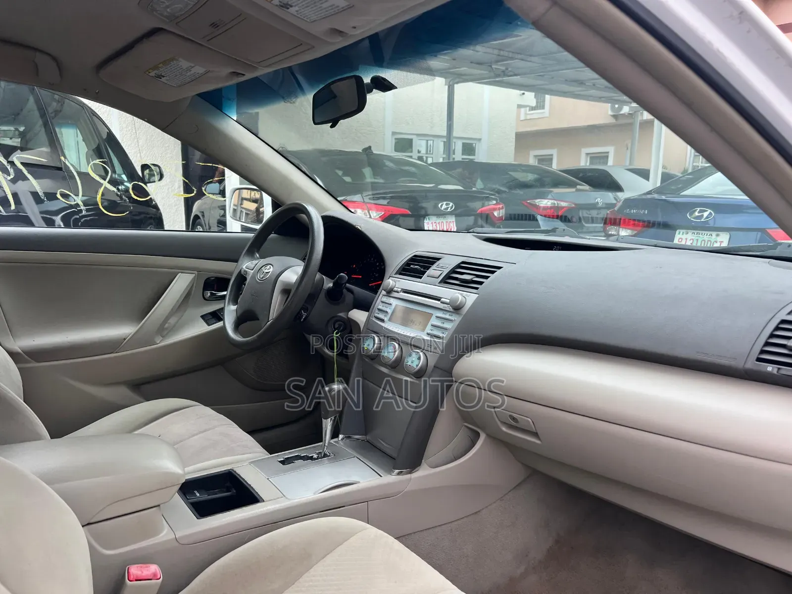 Toyota Camry LE 4dr Sedan (2.4L 4cyl 5A) 2009 White