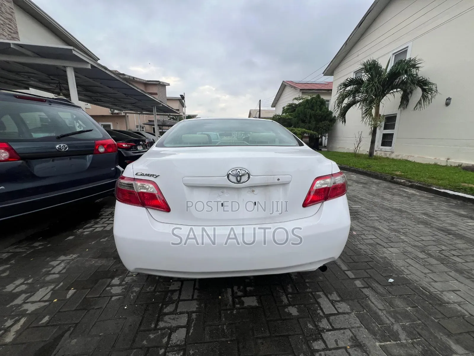 Toyota Camry LE 4dr Sedan (2.4L 4cyl 5A) 2009 White