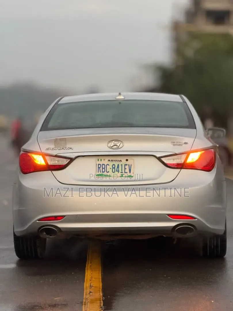 Hyundai Sonata 2013 Silver