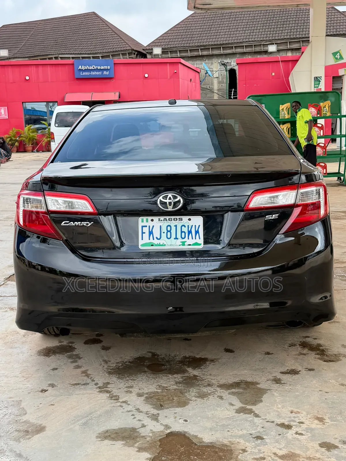 Toyota Camry SE 4dr Sedan (3.5L 6cyl 6A) 2014 Black