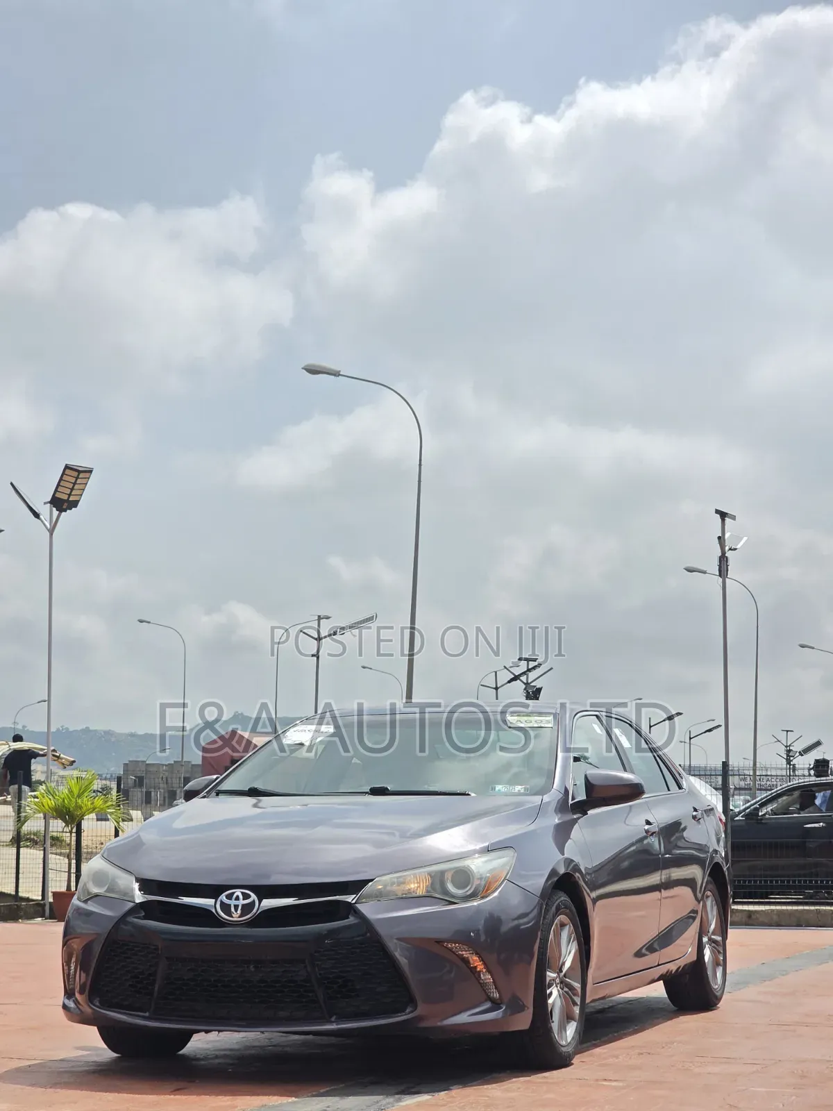 Toyota Camry SE 4dr Sedan (2.5L 4cyl 6A) 2015 Brown