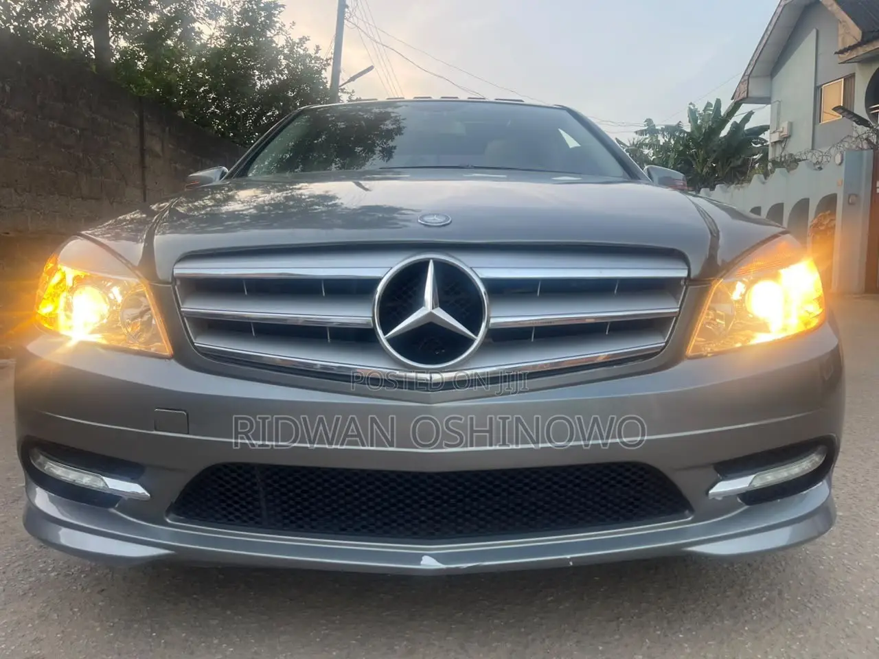 Mercedes-Benz C300 2010 Gray