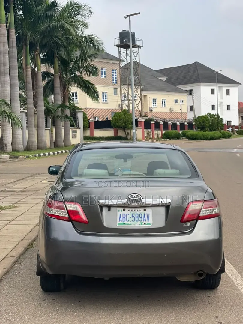 Toyota Camry 2008 Gray