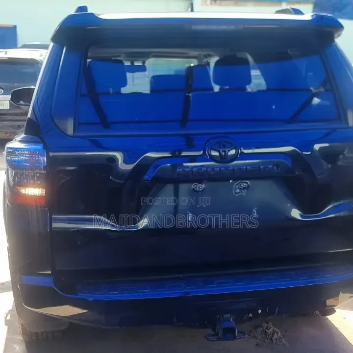 Toyota 4-Runner 2018 Black