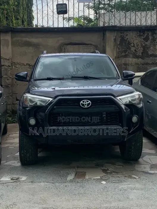 Toyota 4-Runner 2018 Black