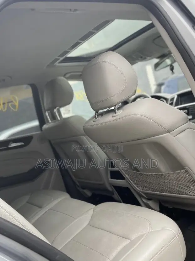 Mercedes-Benz M Class ML350 4MATIC 4dr SUV AWD (3.5L 6cyl 7A) 2014 Gray
