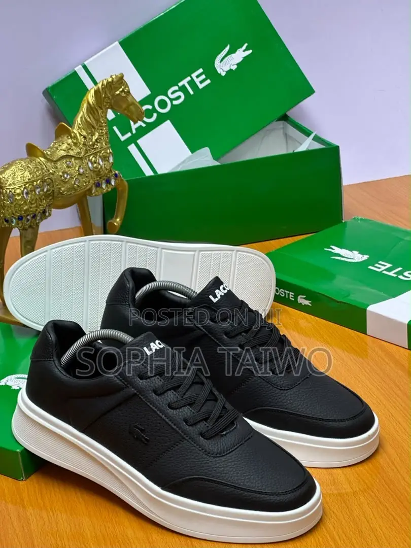 Lacoste Elegance Walk